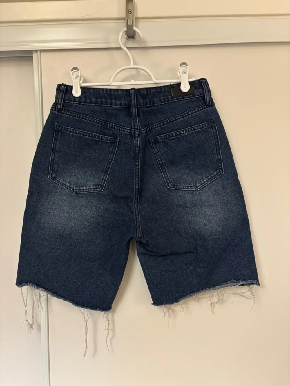 High-Waist Shorts Size 29 Raw Edge Dark Long Inseam Model Off Duty Minimalist